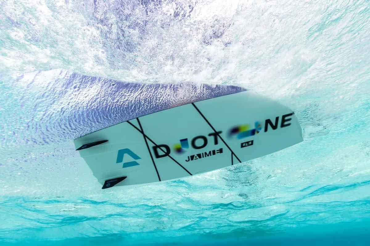 2025 Duotone Jaime SLS Kiteboard Gallery 05