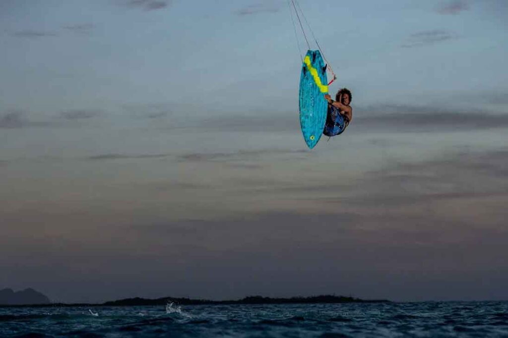 2025 Duotone Volt D-LAB Kiteboard - Gallery 02